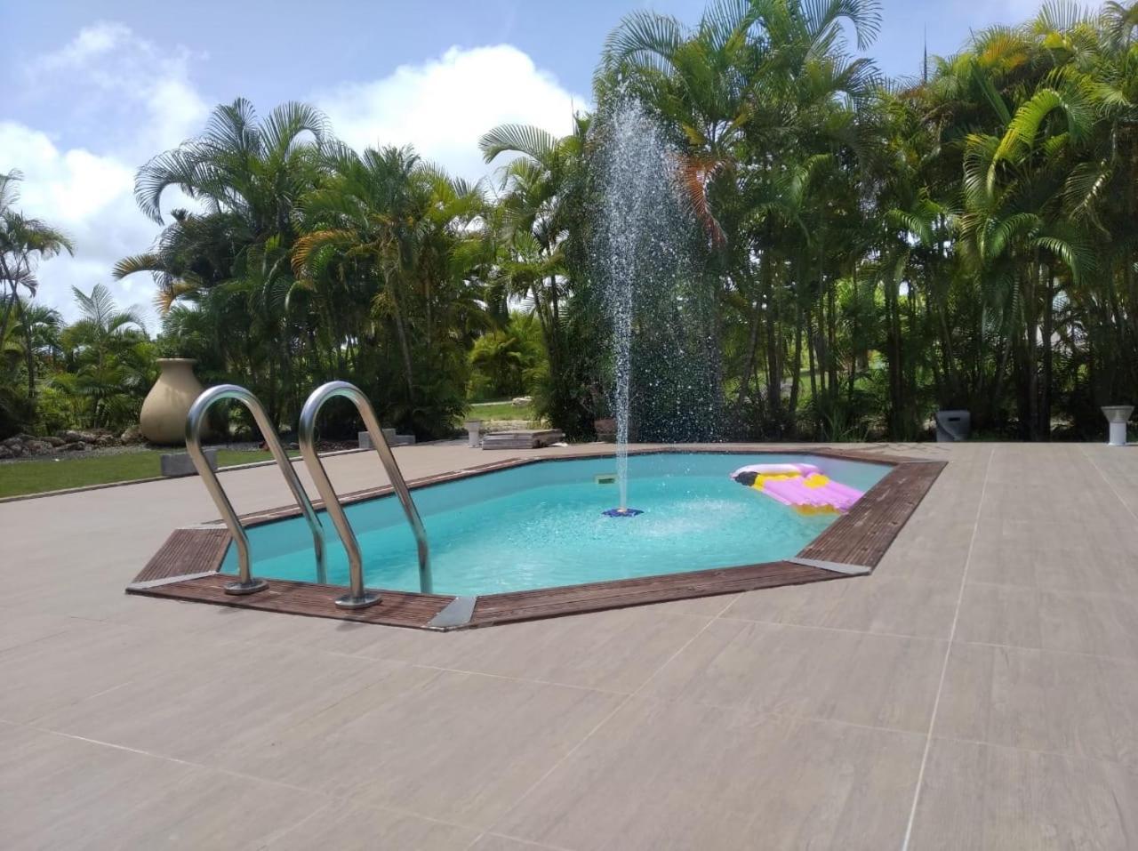 L'Aseta Paradise Grand-Bourg  Bagian luar foto