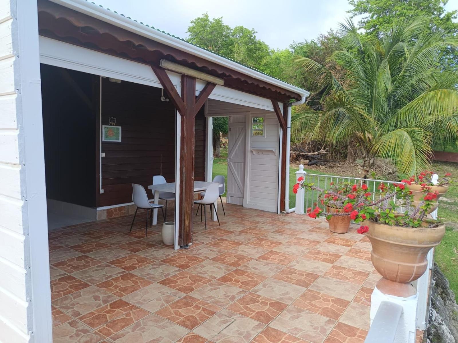 L'Aseta Paradise Grand-Bourg  Bagian luar foto